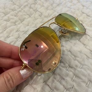 RayBan Rose Gold Aviators 58 mm